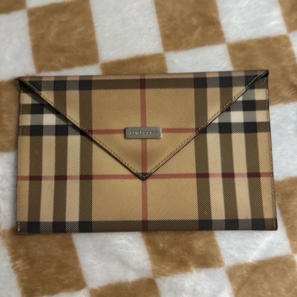 Burberry Nova Check Envelope Wallet vintage